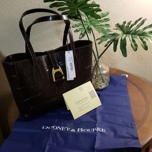 NWT Dooney & Bourke Tote bag